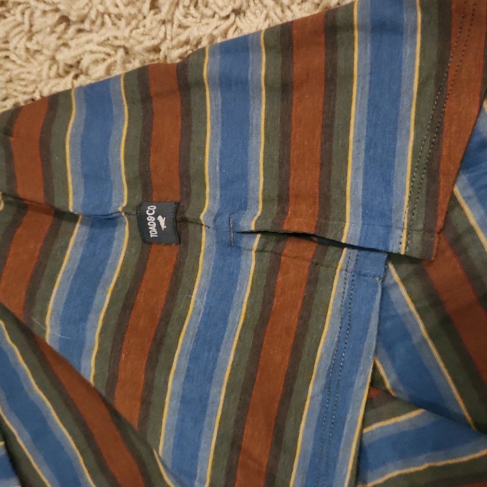 Toad & Co Shirt - Picture 2 of 3